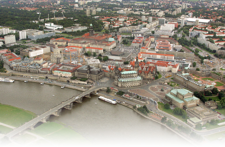 Luftbild Dresden Luftbild Dresden mit Blick auf die Semperoper, Zwinger und Grünes Gewölbe.